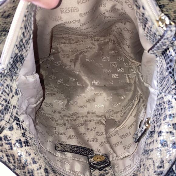 Michael Kors, large tan and black animal print shoulder bag - Picture 11 of 14